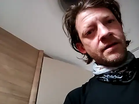 Ebinator666 online show from 10/19/25, 10:49