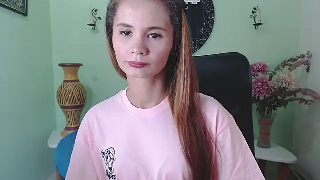 Sofia Franco  online show from 09/26/25, 06:56