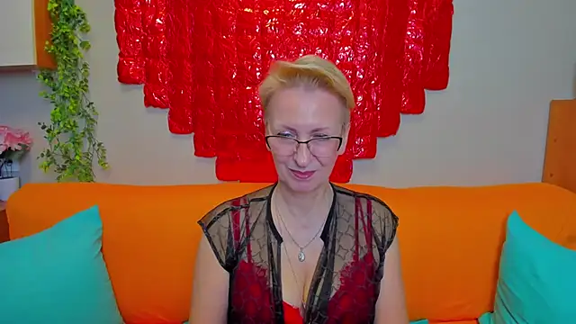 Snapshot of iamyourdream89 chatting on 02/23/26, 01:19 iamyourdream89 online show from 02/23/26, 01:19