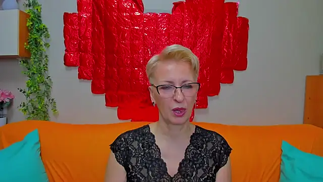 Snapshot of iamyourdream89 chatting on 03/09/26, 03:49 iamyourdream89 online show from 03/09/26, 03:49