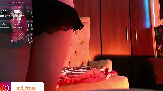 avi frost online show from 09/16/25, 07:53