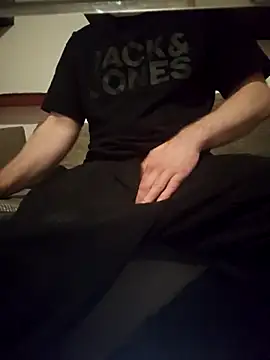 Snapshot of geiler89 chatting on 01/05/26, 11:30 geiler89 online show from 01/05/26, 11:30