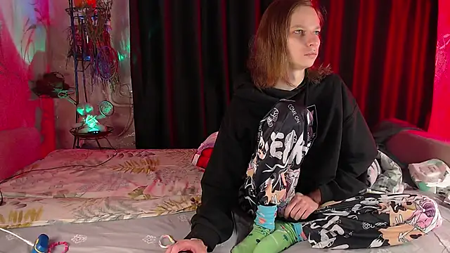 Frank Fraer online show from 01/02/25, 01:19