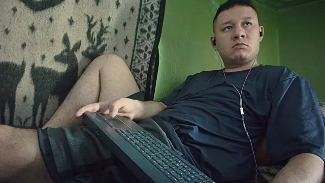sweet cock28 online show from 05/04/26, 03:19