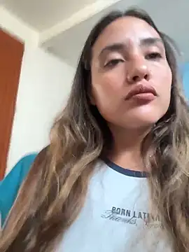 Snapshot of fenixgre chatting on 03/07/26, 07:00 fenixgre online show from 03/07/26, 07:00