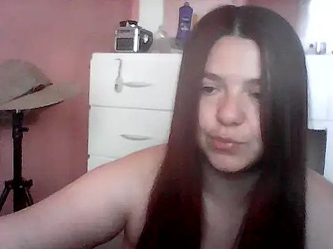 Oxitocina2000 online show from 11/18/25, 08:02