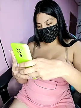 Snapshot of kanyat_ chatting on 09/22/25, 06:32 kanyat online show from 09/22/25, 06:32