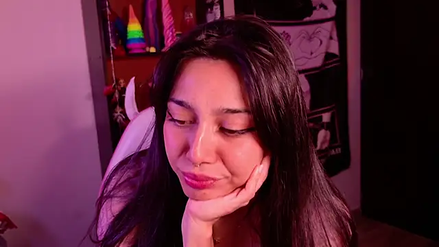 Snapshot of amber_yull chatting on 05/15/26, 02:24 amber yull online show from 05/15/26, 02:24