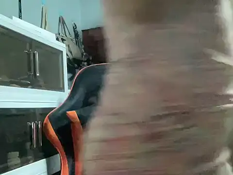 UrLove Marga online show from 10/25/25, 10:04