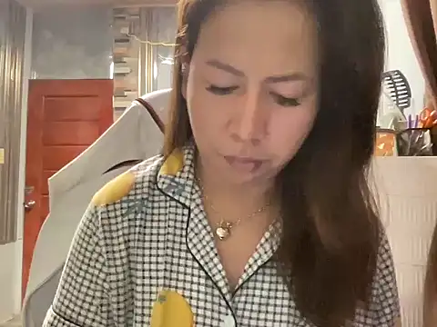 UrLove Marga online show from 06/24/26, 10:09