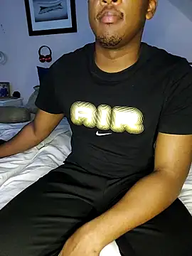 Snapshot of _MAC24k chatting on 02/11/26, 06:57 MAC24k online show from 02/11/26, 06:57