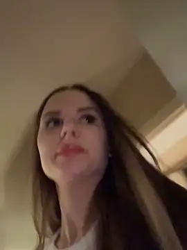 Snapshot of Alina_Vibe_Me chatting on 02/28/26, 11:39 Alina Vibe Me online show from 02/28/26, 11:39