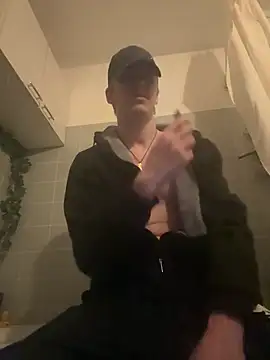 Toyjungee online show from 01/13/25, 04:51