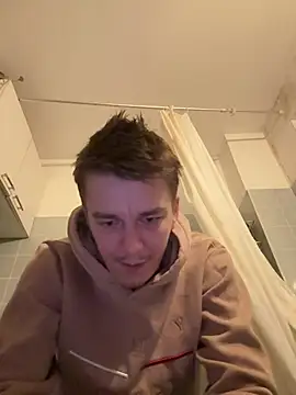 Toyjungee online show from 02/01/26, 11:47