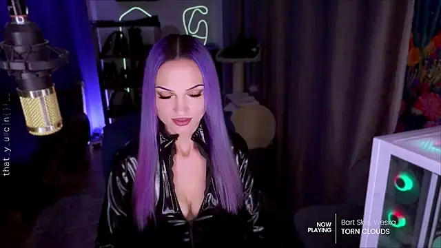 Snapshot of ml_milana chatting on 09/19/25, 04:40 ml milana online show from 09/19/25, 04:40