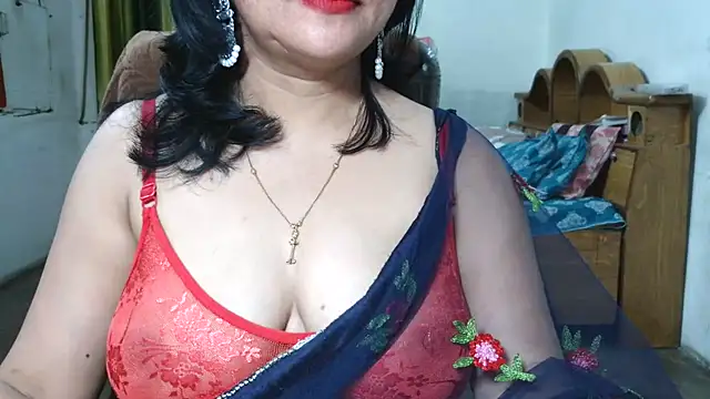 Snapshot of Cute_Mahi22 chatting on 07/18/26, 01:59 Cute Mahi22 online show from 07/18/26, 01:59