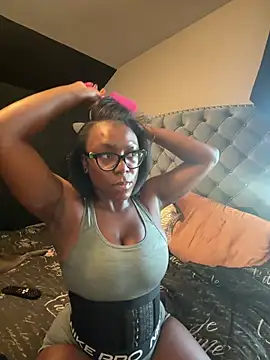 Snapshot of TrueeFantasee chatting on 01/17/26, 09:07 TrueeFantasee online show from 01/17/26, 09:07