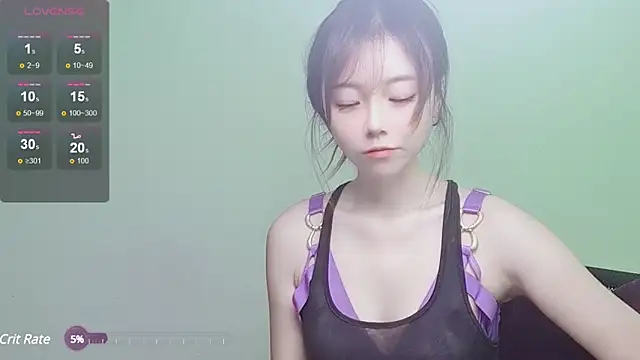 Snapshot of VaerySaenz chatting on 12/03/24, 02:36 VaerySaenz online show from 12/03/24, 02:36