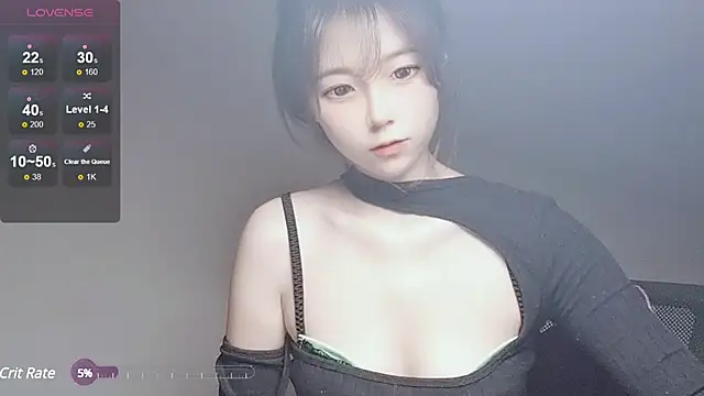 Snapshot of VaerySaenz chatting on 12/06/24, 11:00 VaerySaenz online show from 12/06/24, 11:00