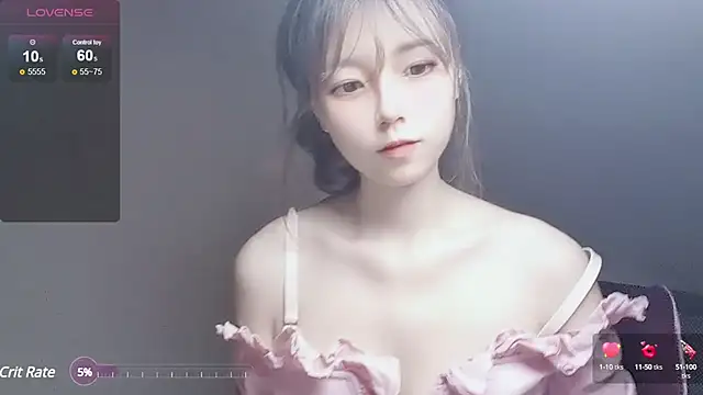 Snapshot of VaerySaenz chatting on 12/13/24, 10:51 VaerySaenz online show from 12/13/24, 10:51