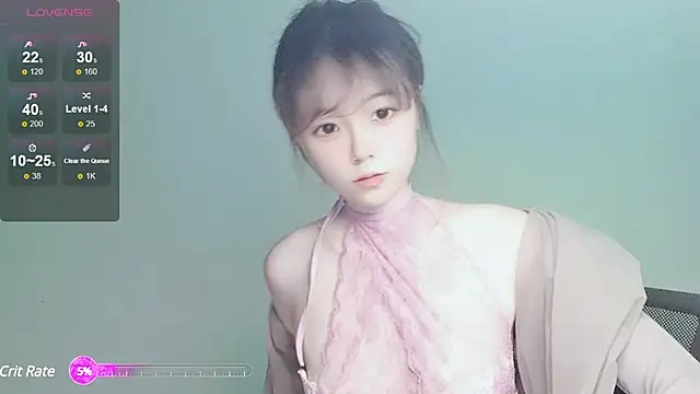 Snapshot of VaerySaenz chatting on 01/17/25, 06:47 VaerySaenz online show from 01/17/25, 06:47