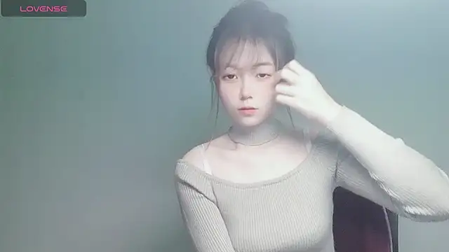 Snapshot of VaerySaenz chatting on 01/25/25, 07:38 VaerySaenz online show from 01/25/25, 07:38