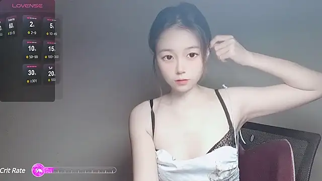 Snapshot of VaerySaenz chatting on 02/01/25, 10:48 VaerySaenz online show from 02/01/25, 10:48