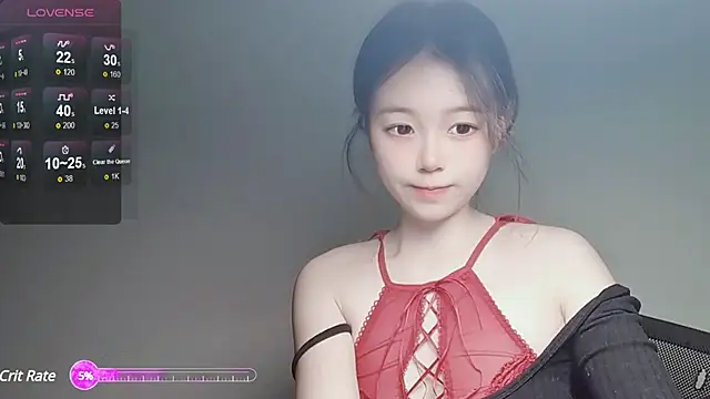 Snapshot of VaerySaenz chatting on 02/07/25, 01:36 VaerySaenz online show from 02/07/25, 01:36