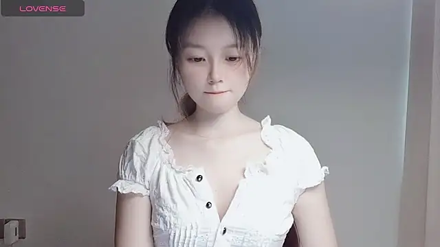 Snapshot of VaerySaenz chatting on 03/09/25, 06:39 VaerySaenz online show from 03/09/25, 06:39