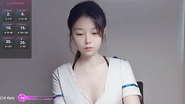 Snapshot of VaerySaenz chatting on 03/15/25, 02:35 VaerySaenz online show from 03/15/25, 02:35