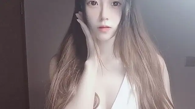 Snapshot of VaerySaenz chatting on 09/21/25, 12:40 VaerySaenz online show from 09/21/25, 12:40