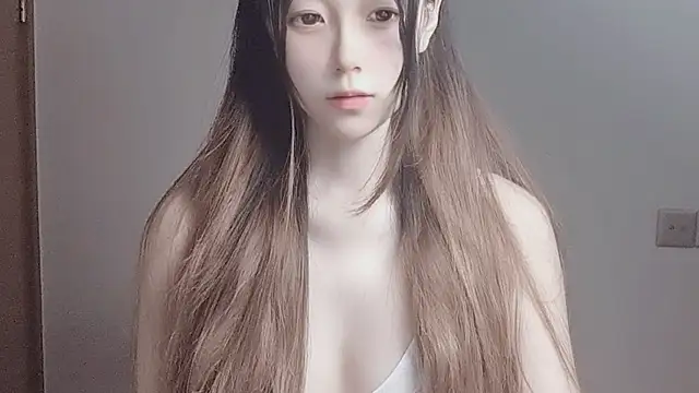 Snapshot of VaerySaenz chatting on 10/04/25, 03:15 VaerySaenz online show from 10/04/25, 03:15