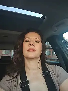 highly inappropriate online show from 06/25/26, 02:21