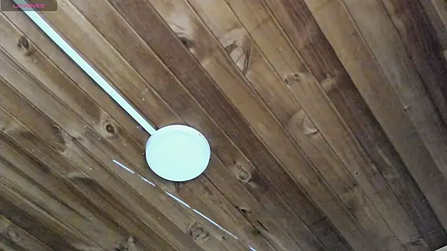 natasha logan  online show from 09/13/25, 04:01