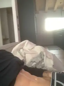 Snapshot of Fellix chatting on 01/20/25, 09:46 Fellix online show from 01/20/25, 09:46