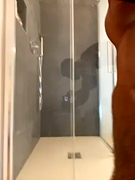 Snapshot of Fellix chatting on 09/18/25, 04:31 Fellix online show from 09/18/25, 04:31