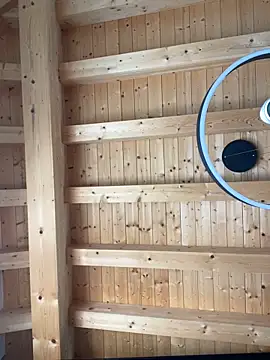 Snapshot of Fellix chatting on 09/24/25, 10:40 Fellix online show from 09/24/25, 10:40