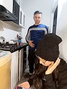 Snapshot of catire2323 chatting on 03/08/25, 02:34 catire2323 online show from 03/08/25, 02:34