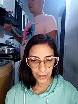 Snapshot of catire2323 chatting on 03/06/26, 12:29 catire2323 online show from 03/06/26, 12:29