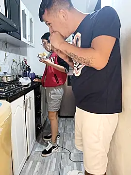 Snapshot of catire2323 chatting on 03/14/26, 01:55 catire2323 online show from 03/14/26, 01:55