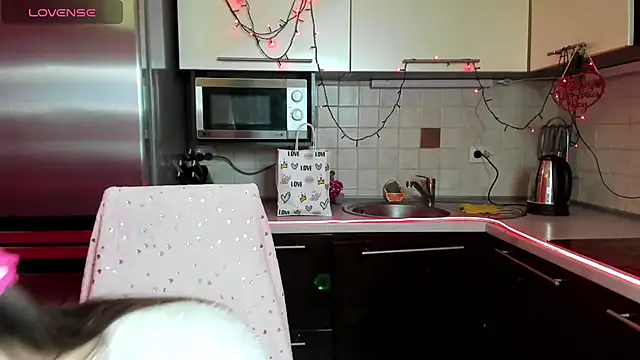 TayanaJons online show from 02/14/25, 07:49