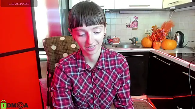 TayanaJons online show from 09/25/25, 07:01