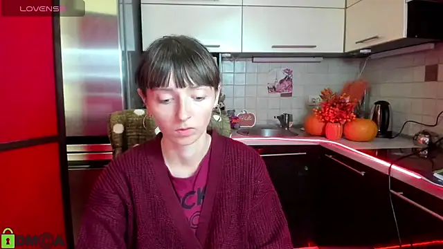 TayanaJons online show from 09/30/25, 07:02