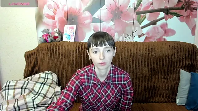 TayanaJons online show from 06/16/26, 07:11