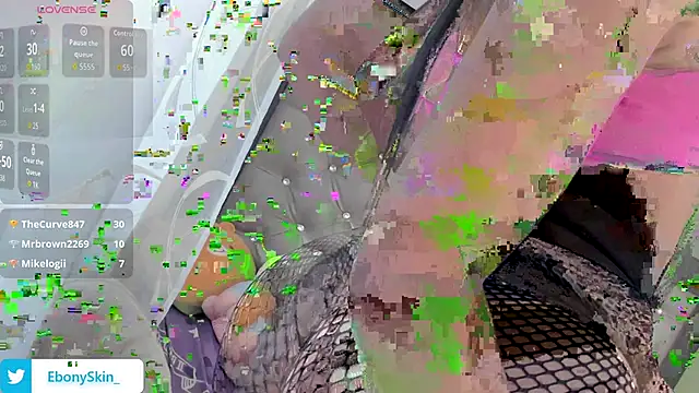 Snapshot of EbonySkin chatting on 09/21/25, 08:32 EbonySkin online show from 09/21/25, 08:32