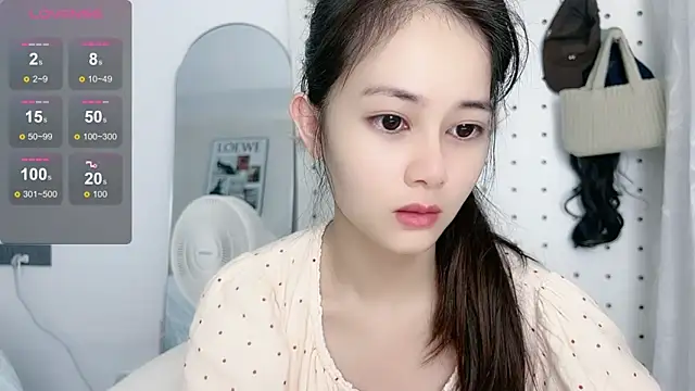 Snapshot of Judy520 chatting on 04/01/26, 12:55 Judy520 online show from 04/01/26, 12:55