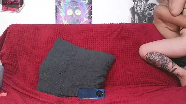 Snapshot of IM_MAYA chatting on 02/04/25, 01:16 IM MAYA online show from 02/04/25, 01:16