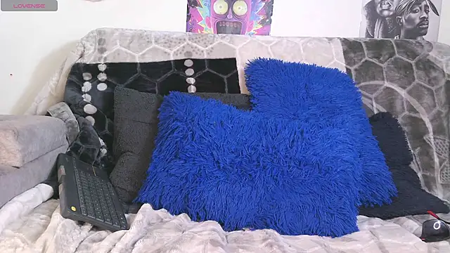 Snapshot of IM_MAYA chatting on 02/16/25, 07:27 IM MAYA online show from 02/16/25, 07:27