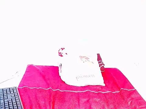 Snapshot of BustyWendy chatting on 12/25/24, 04:33 BustyWendy online show from 12/25/24, 04:33