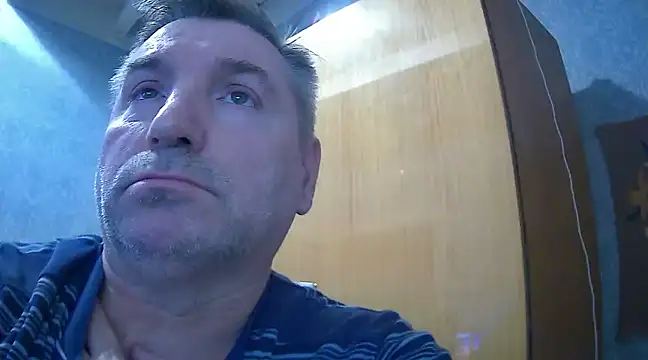 Snapshot of GYurmoka70 chatting on 01/09/25, 08:44 GYurmoka70 online show from 01/09/25, 08:44